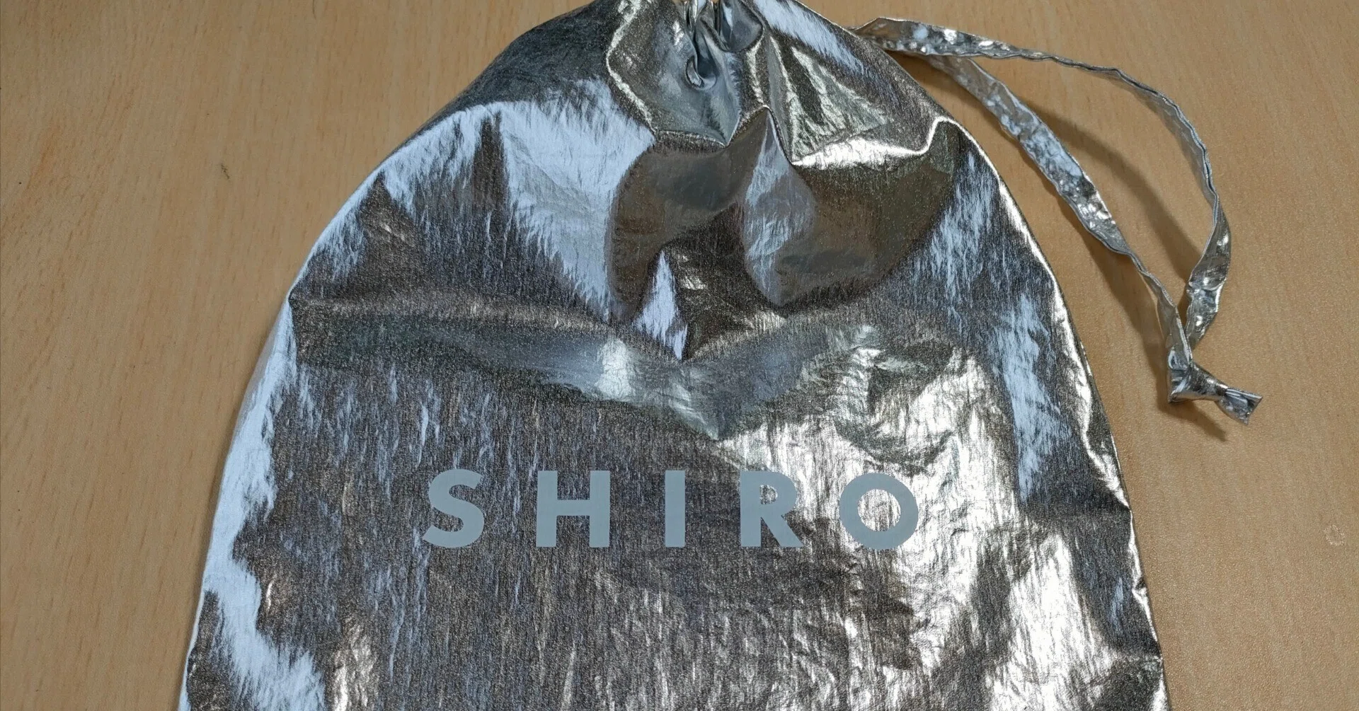 お嫁さんへのプレゼントで悩むけど、本当は楽しい SHIROを見つけた話｜saku