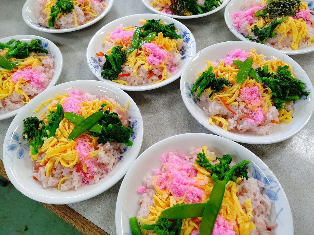 今日の給食 桜ちらし寿司 Center Note 今日の給食 桜ちらし寿司 Center Note