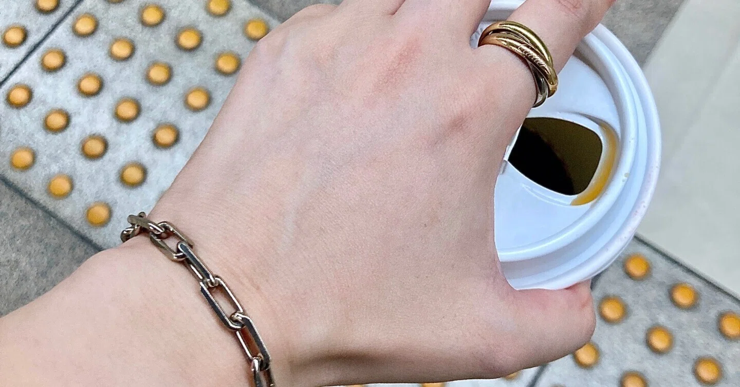 サントスブレスレットWGをカジュアルに使いたい｜らっこ