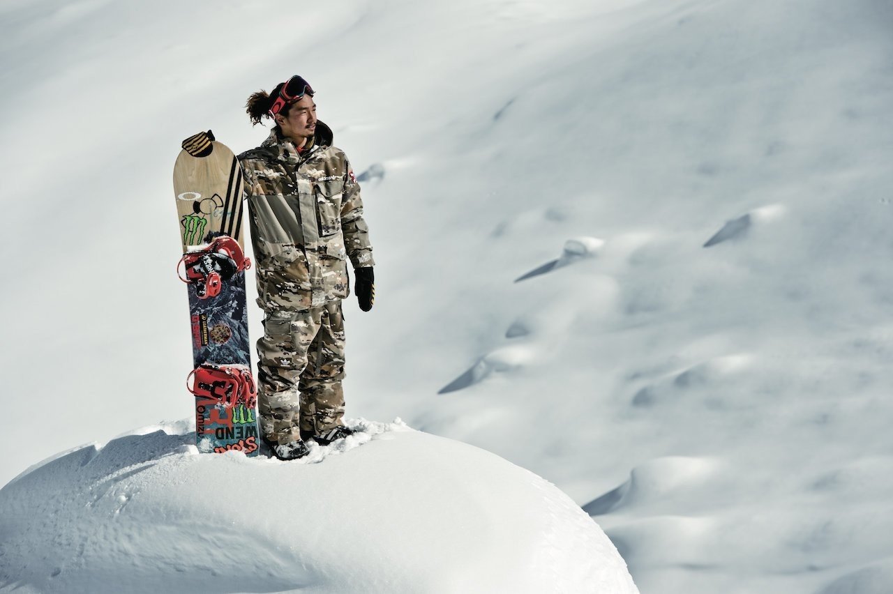アディダススノーボードウェア國母和宏モデル