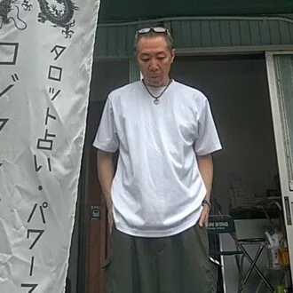 ロジウラブックス【旅する占い師】（2300人鑑定したタロット占いのお店）