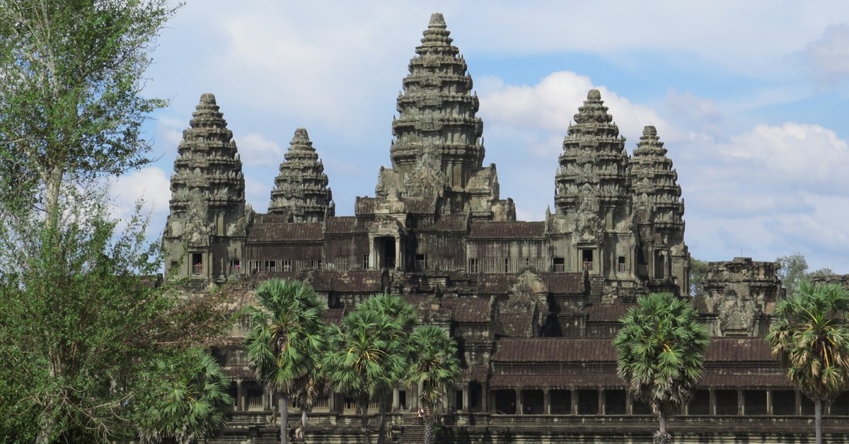 古玩・クメール王朝「最高神ヴィシュヌ」ヒンズー教三大神・アンコールワット・木彫 古玩・クメール王朝「最高神ヴィシュヌ」ヒンズー教三大神