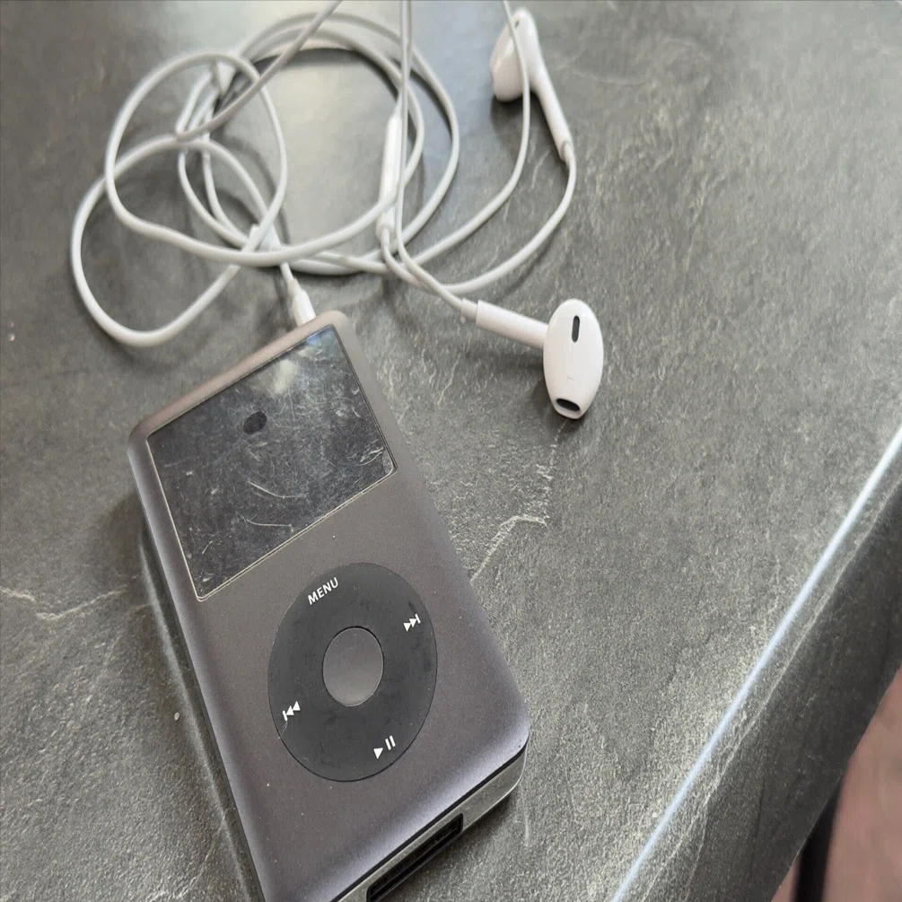 な*様 iPod mini 古い物 動作確認済み な*様 iPod mini 古い物 動作