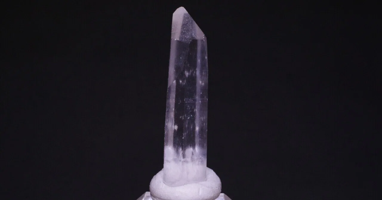 鉱物水晶 最高品質山梨竹森水晶(Yamanashi Takemori Quartz) ペアシェイプカット