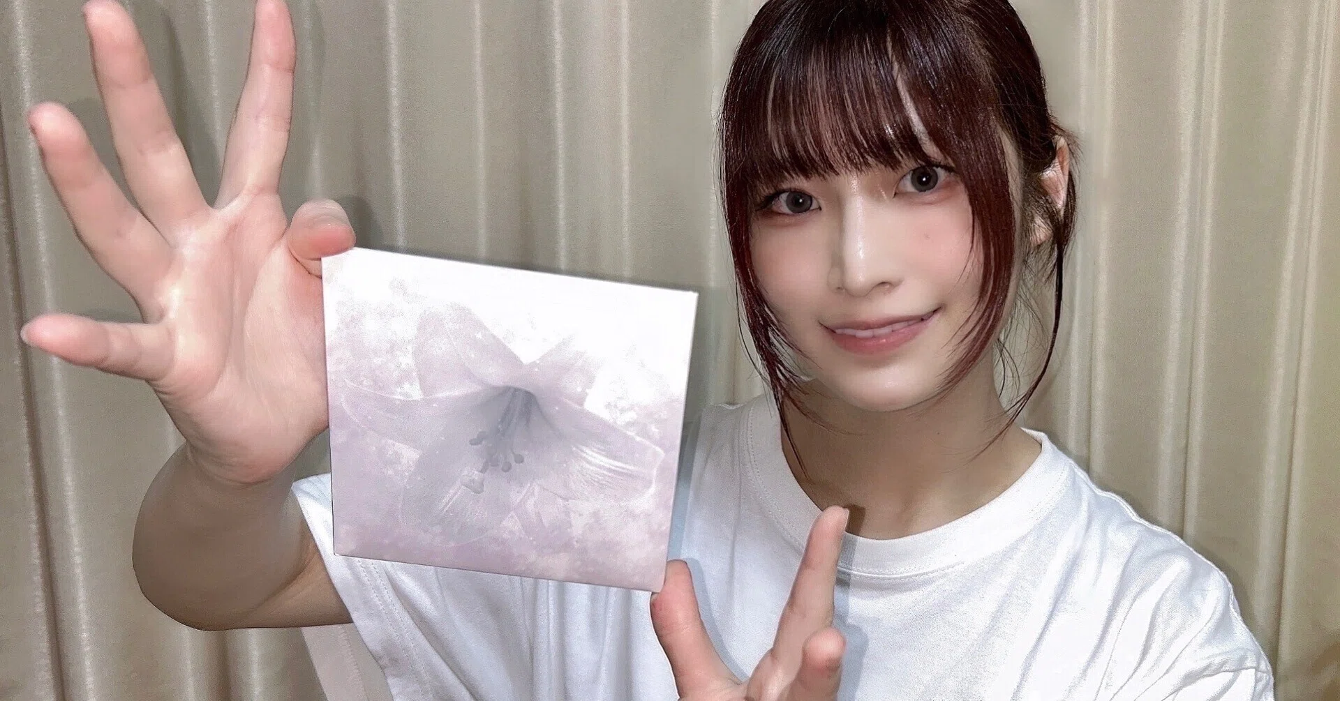 RAY の『White』を聴いてみた編|内山 結愛 RAY の『White』を聴いてみた編|内山 結愛