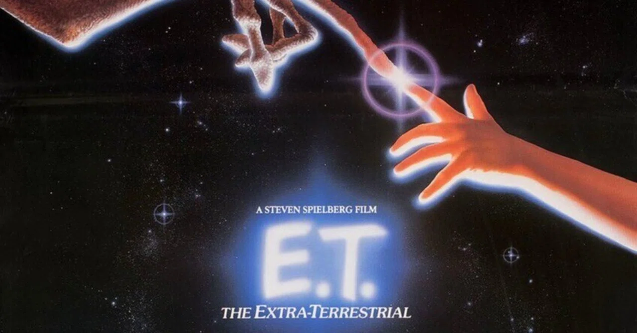 新品 E.T. ET 宇宙人 女の子 ガーティ ドリューバリモア 映画 パーカー