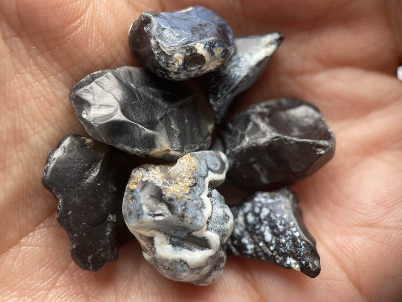 海からのプレゼントに魅せられて 〜黒瑪瑙編〜｜きぜつ