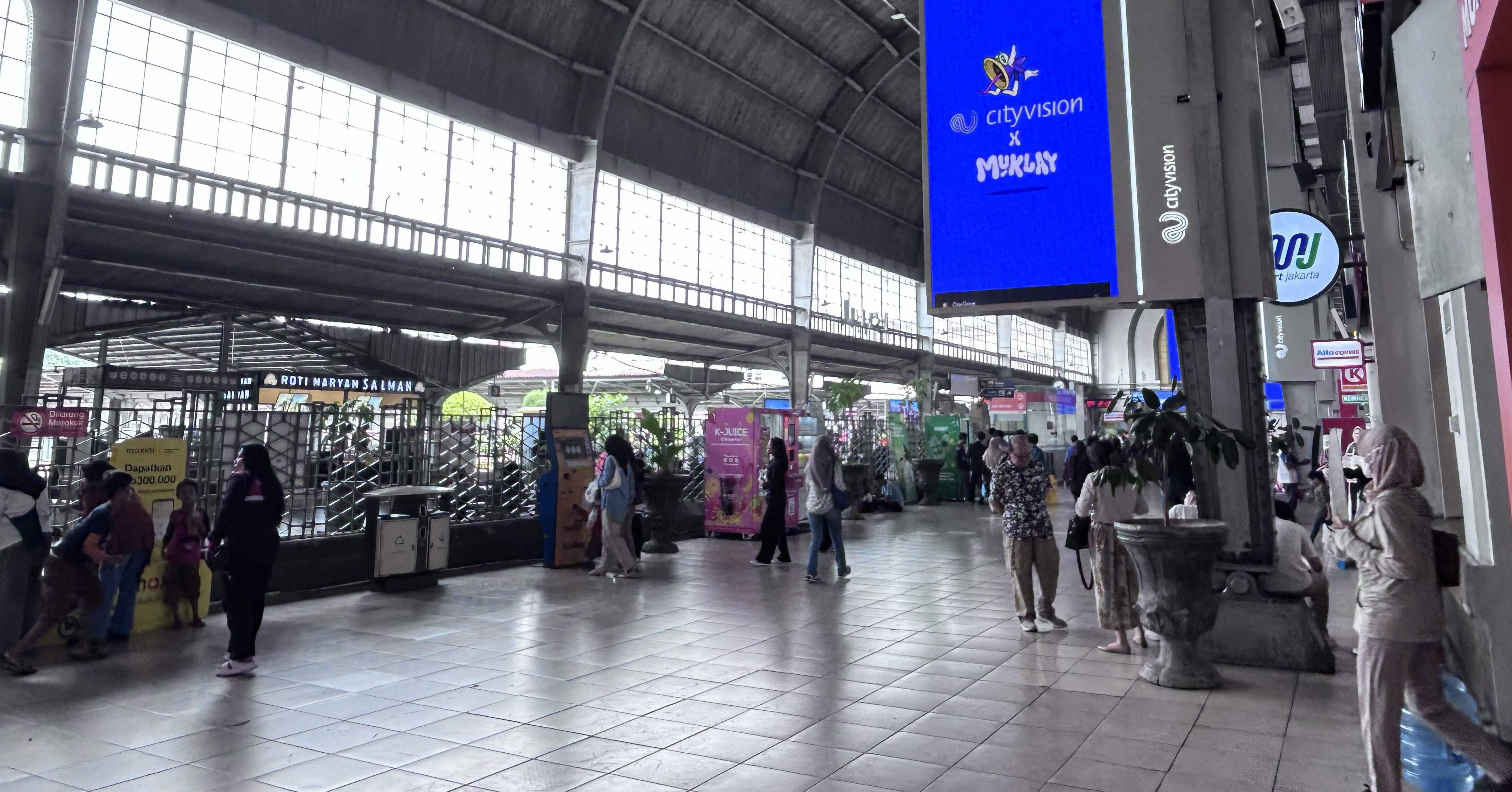 2025年9月インドネシア旅行記2 ジャカルタ市街地へ移動。ファイブさんと街歩きなど。｜YASUHIRO