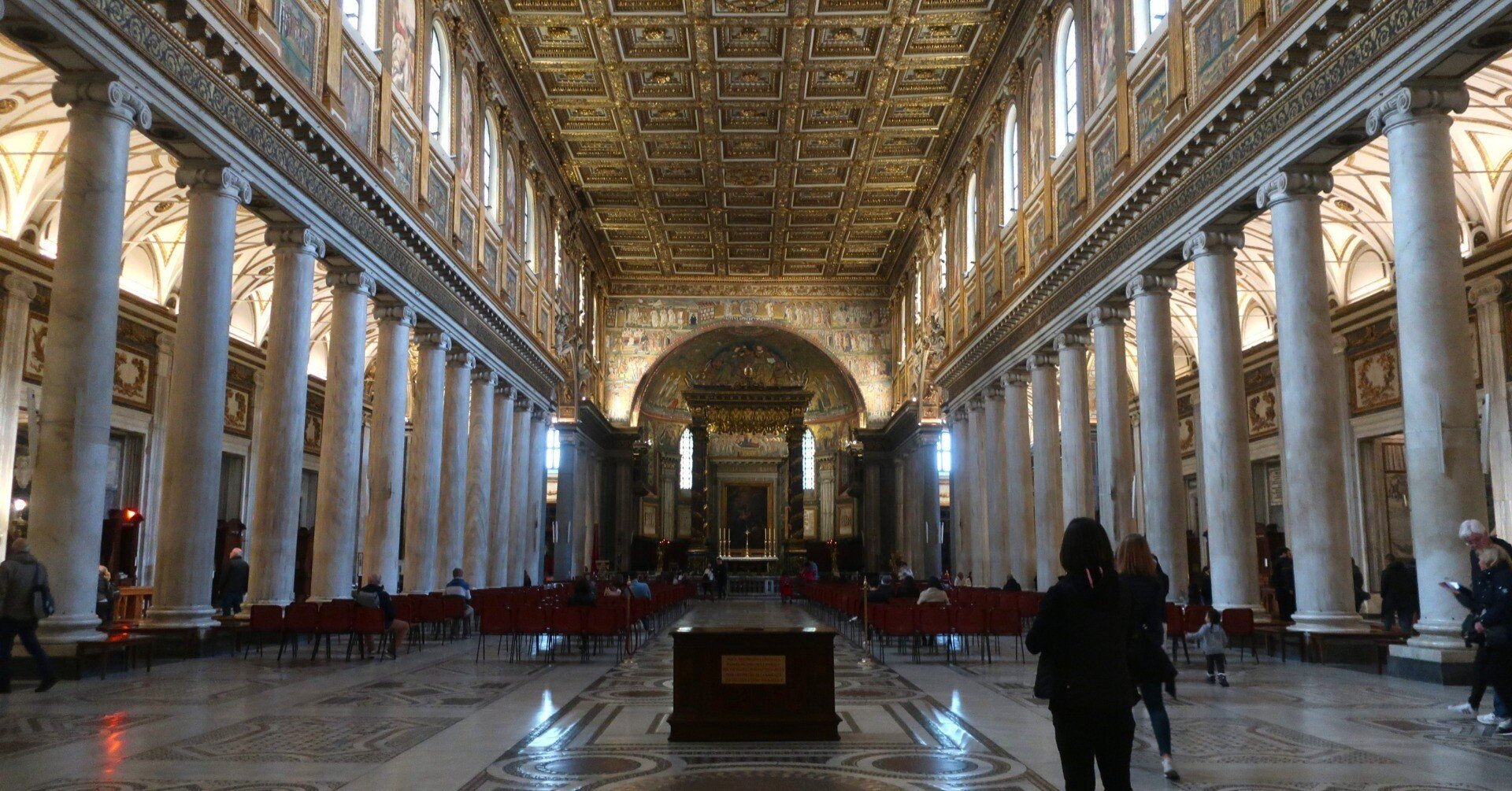 テルミニ駅近くのサンタ・マリア・マッジョーレ聖堂が美しすぎる