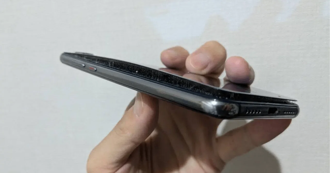 スマホ 膨張 処分