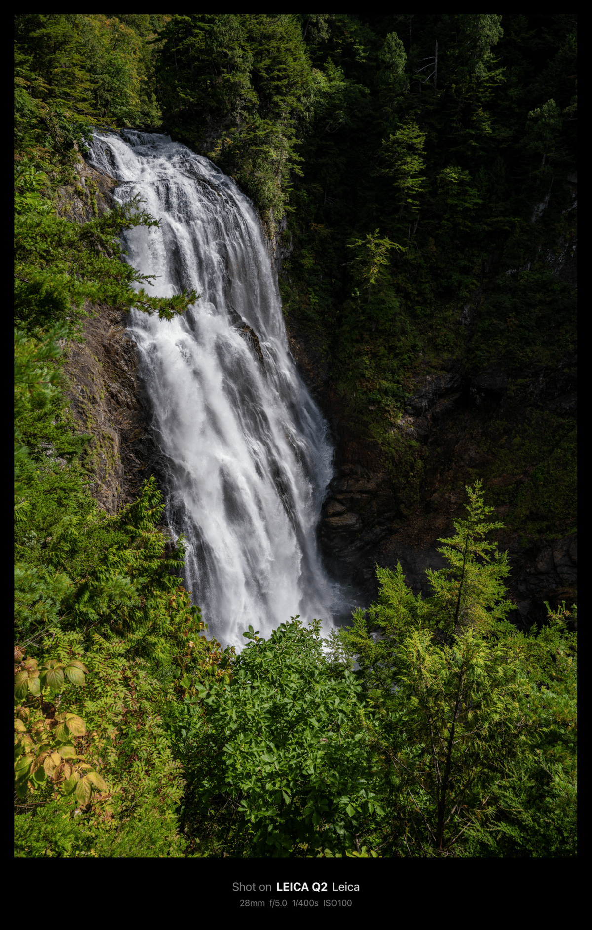 中村左洲　 滝の風景 中村左洲 滝の風景 中村左洲 滝の風景 As we walked through