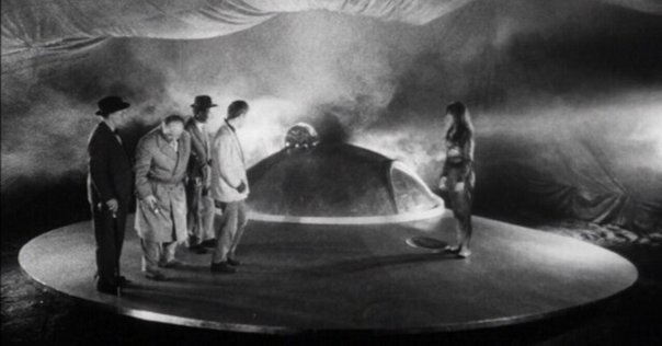 Ａ・ワイダ抵抗三部作『世代』『地下水道』『灰とダイヤモンド』英語解説書RC【1】 映画監督 アンジェイ・ワイダ-3 – 国立映画アーカイブ