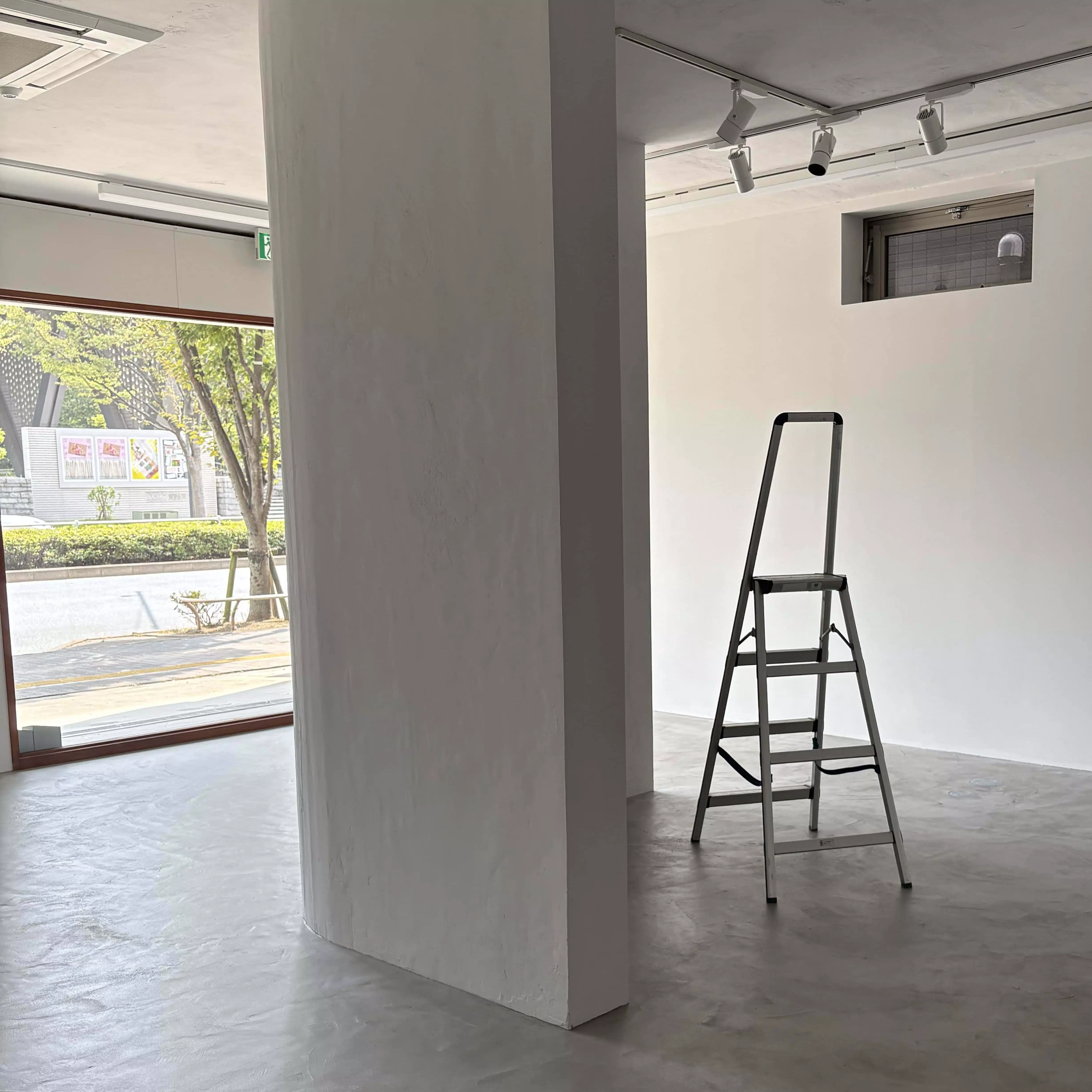 YUY GALLERY