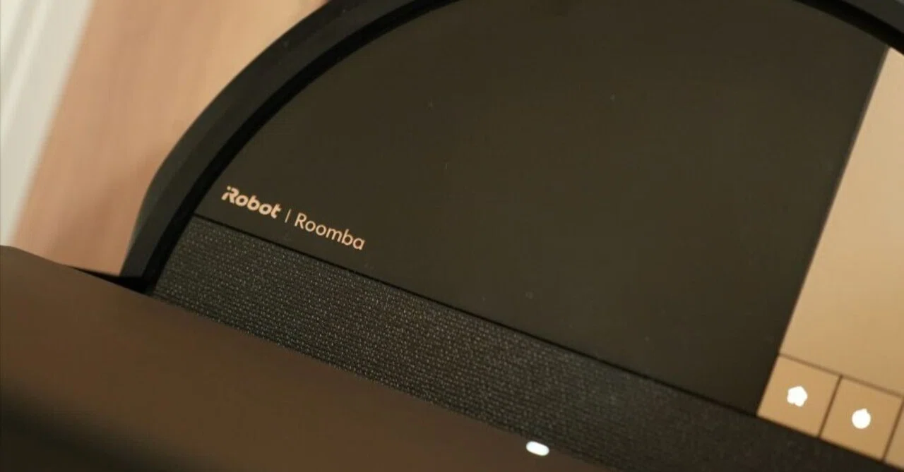 最先端の食べこぼし対策 | Roomba Max 705 Combo ロボット+AutoWash 