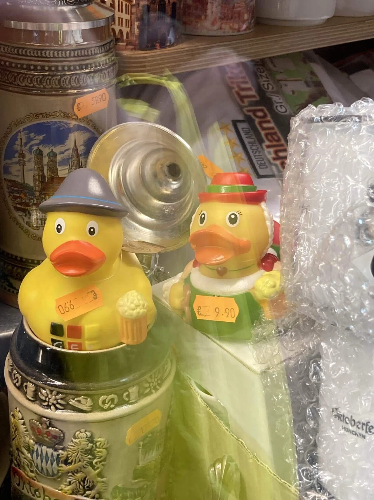 ドイツ】ミュンヘンのラバーダック(rubber duck)｜旅するあひる