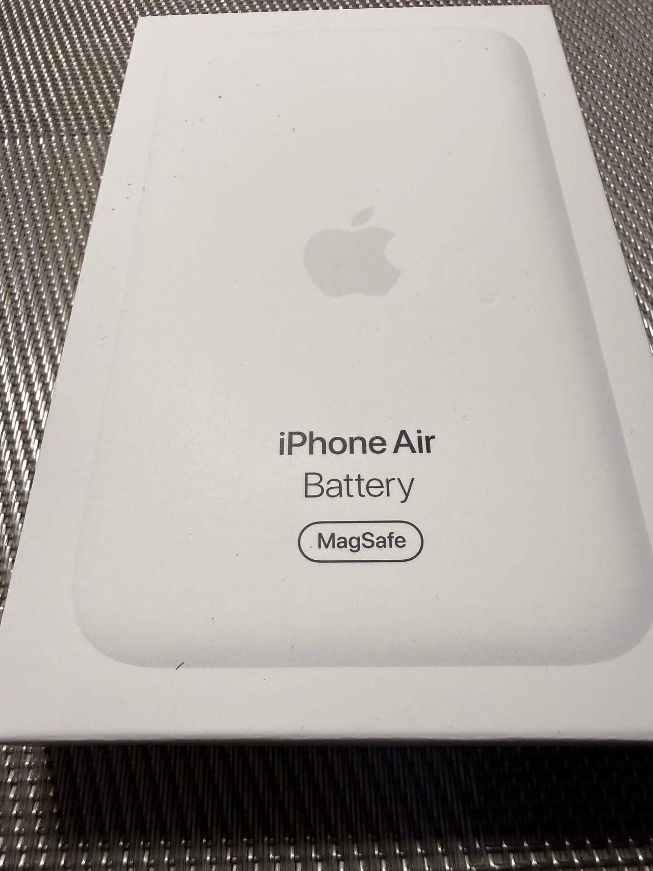 iPhoneAir用モバイルバッテリー Apple、iPhone Air用MagSafeバッテリー「iPhone Air MagSafe
