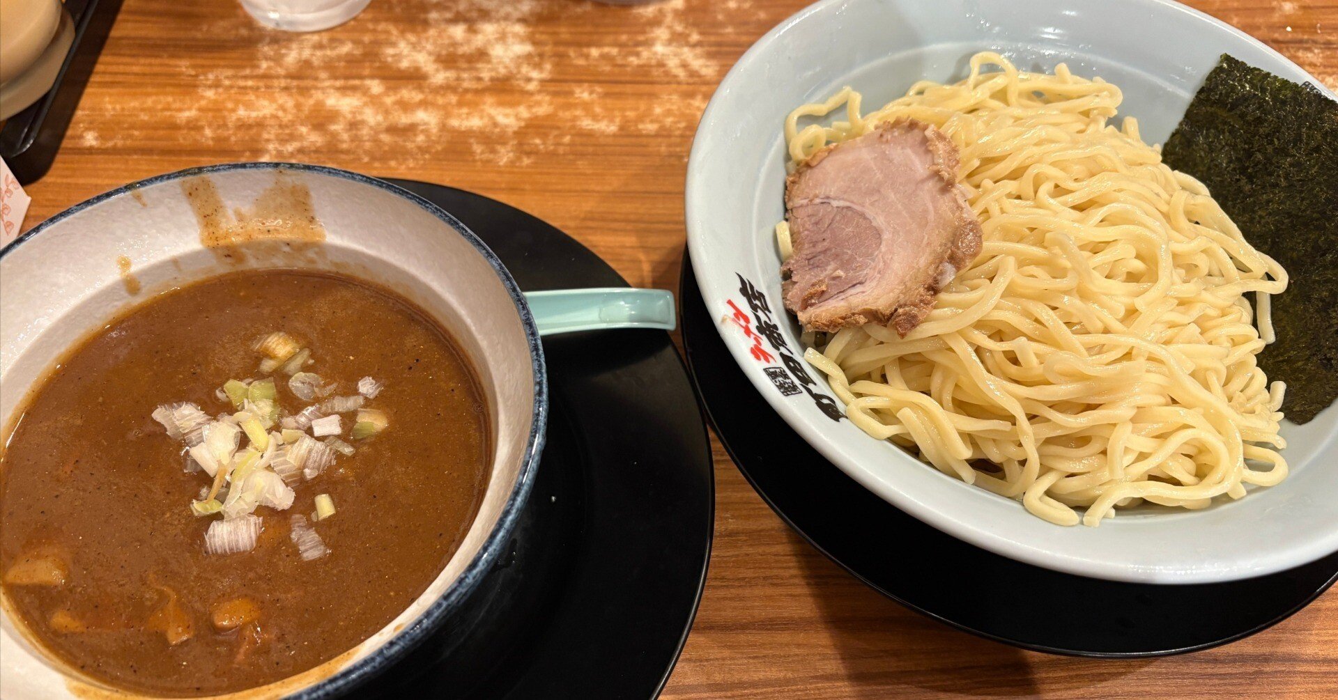 51ed729b39bad358cbbcec6c34305e