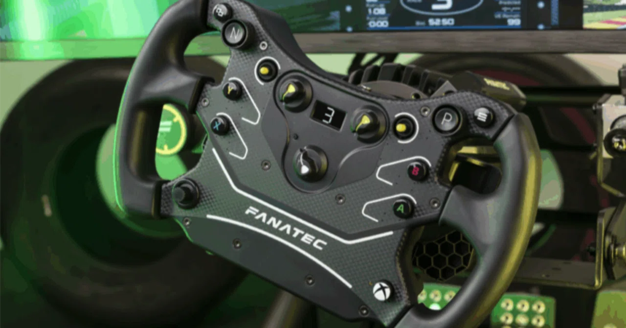 FanatecからCSL Steering Wheel GT3が新登場。マクラーレンホイール