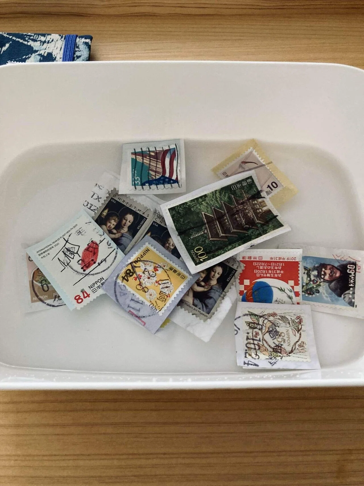 切手 貼り 方 水