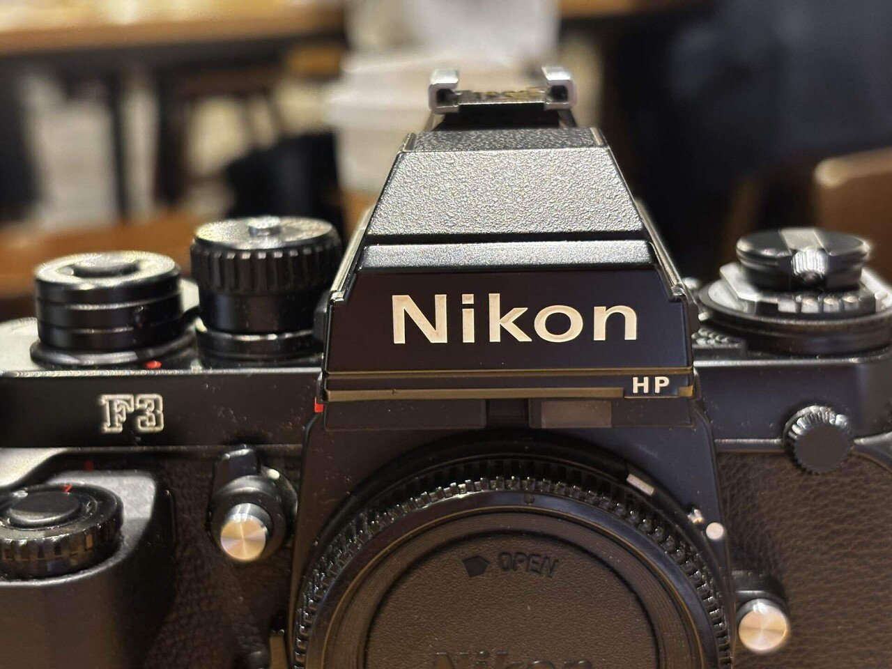 【新品級】Nikon F3P 一眼 MD-4付きF3HPの報道版 500MilesさんNikon F3P + MD-4を手にしました｜アラン藤島