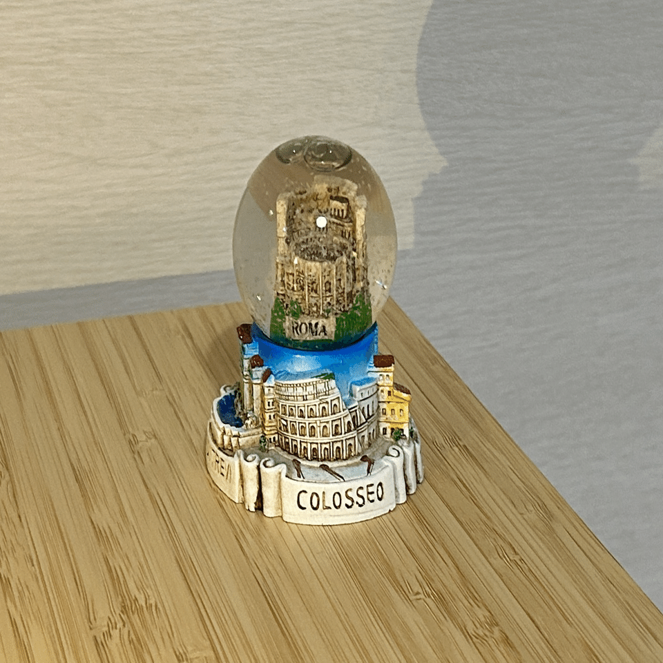 ひそかな趣味・スノードーム集めについて【ひなこ旅行記】番外編｜ひなこ