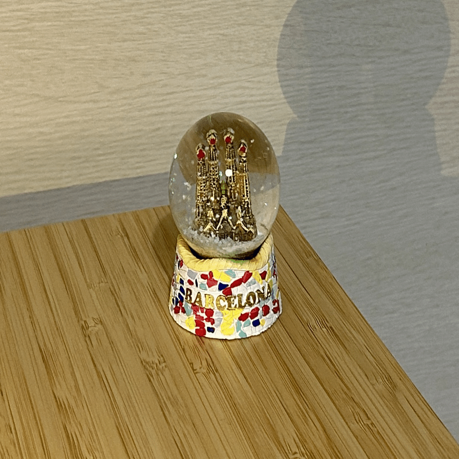 ひそかな趣味・スノードーム集めについて【ひなこ旅行記】番外編｜ひなこ