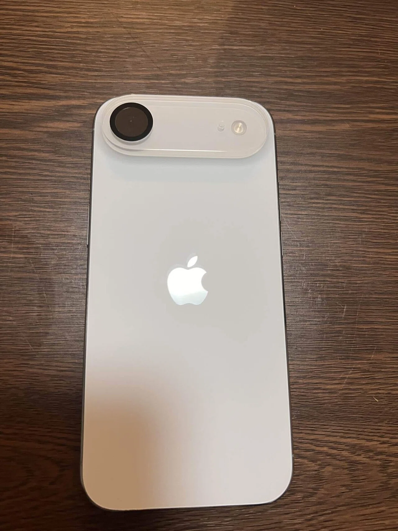 iPhone Air 使用後レビュー】史上最薄・最軽量が日常を豊かに｜Latte