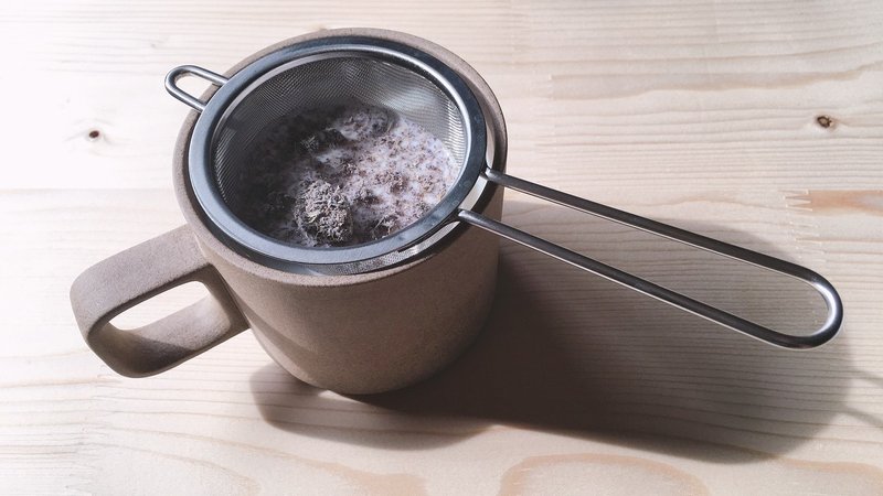 ラベンダーを 食べる ラベンダーミルク編 エフゲニーマエダ 平成林業 Note ラベンダーを 食べる ラベンダーミルク編 エフゲニーマエダ 平成林業 Note