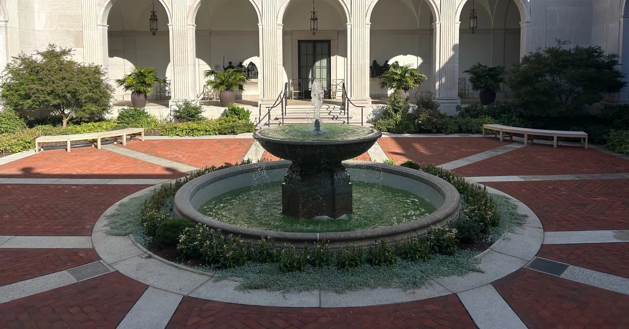 ワシントンD.C.観光案内（Smithonian Gardens）｜栗田さん