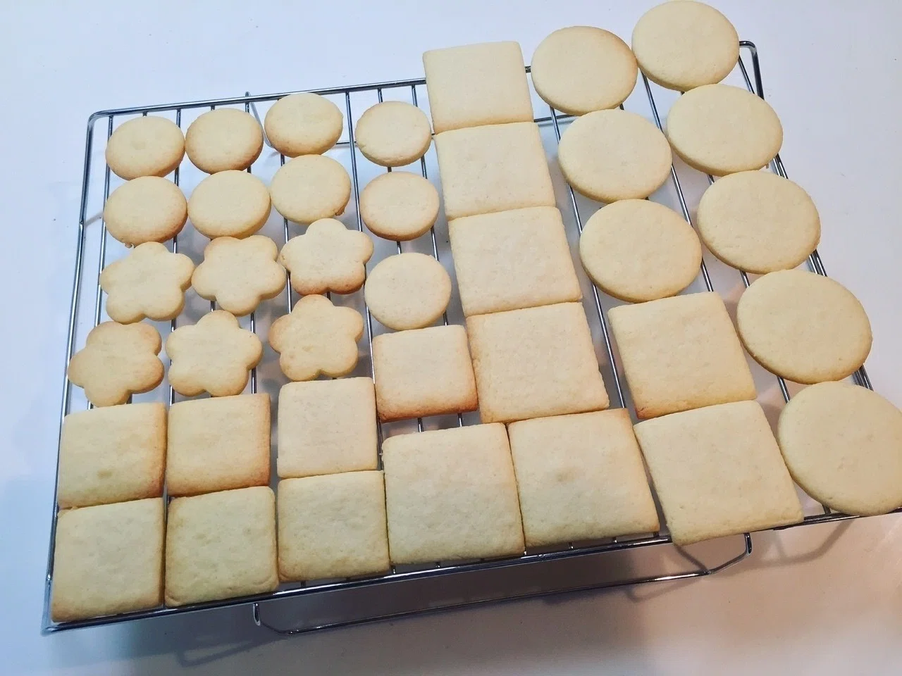 アイシングクッキー用のクッキー｜みずのさちこ