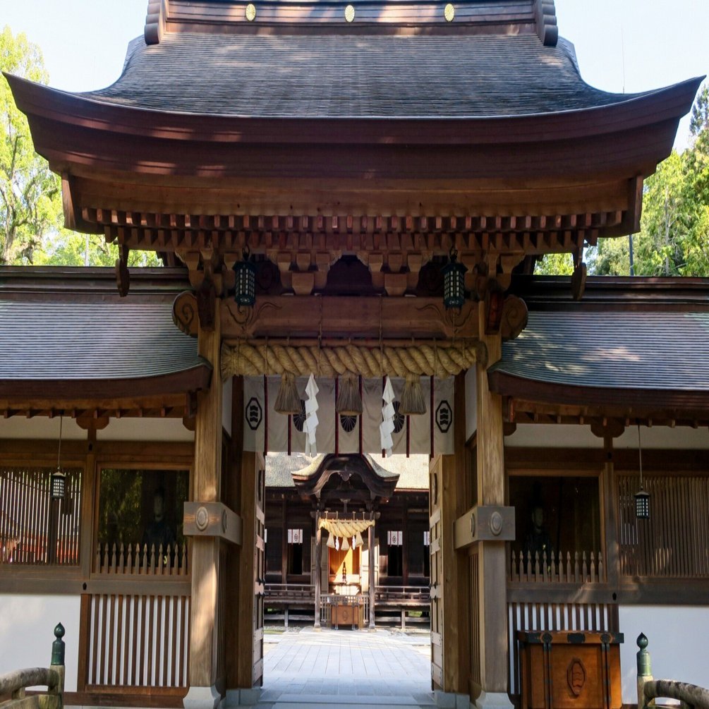 0522 国宝の島・全国武具国宝類8割所蔵「大山祇神社」（愛媛県）｜弥栄