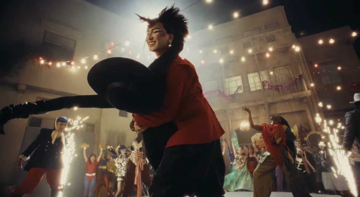 藤井風 「I Need You Back」MV プレミア公開を観て｜カリンとユルナ