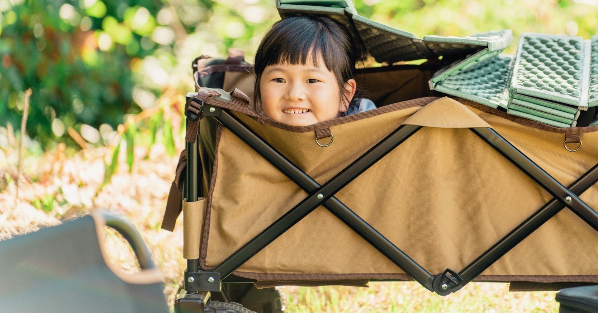 MR.NOMADSのキャリーワゴン・キャリーカートはどうなの？口コミや特徴は？ラグビー日本代表使用│4輪 折り畳み 軽量 大容量150L 大きいタイヤ  耐荷重150kg 自立収納｜どこの国のメーカーなの？