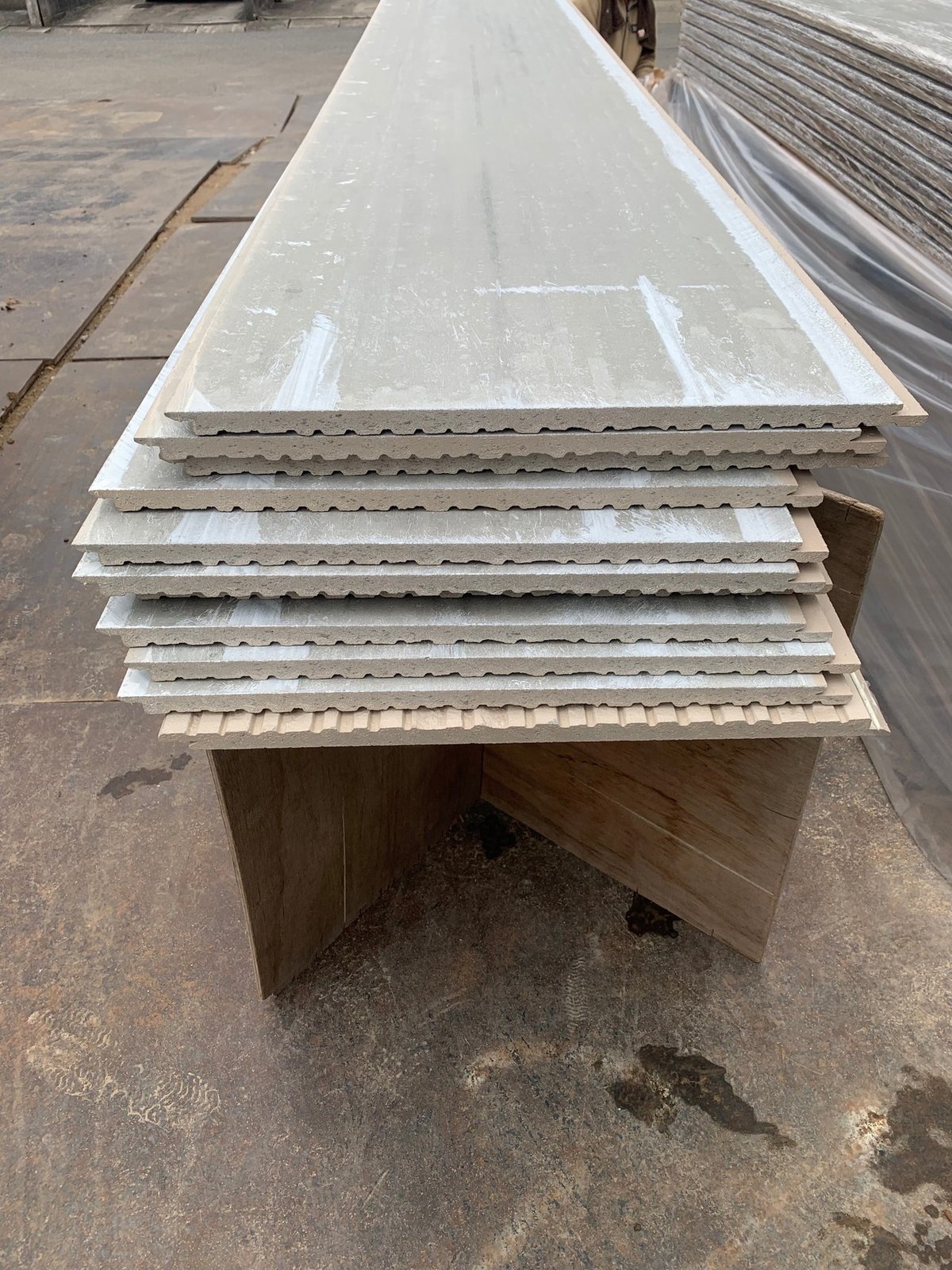 デザイン・コスパに優れる窯業系サイディング｜鬼頭直也 有限会社鬼頭組 