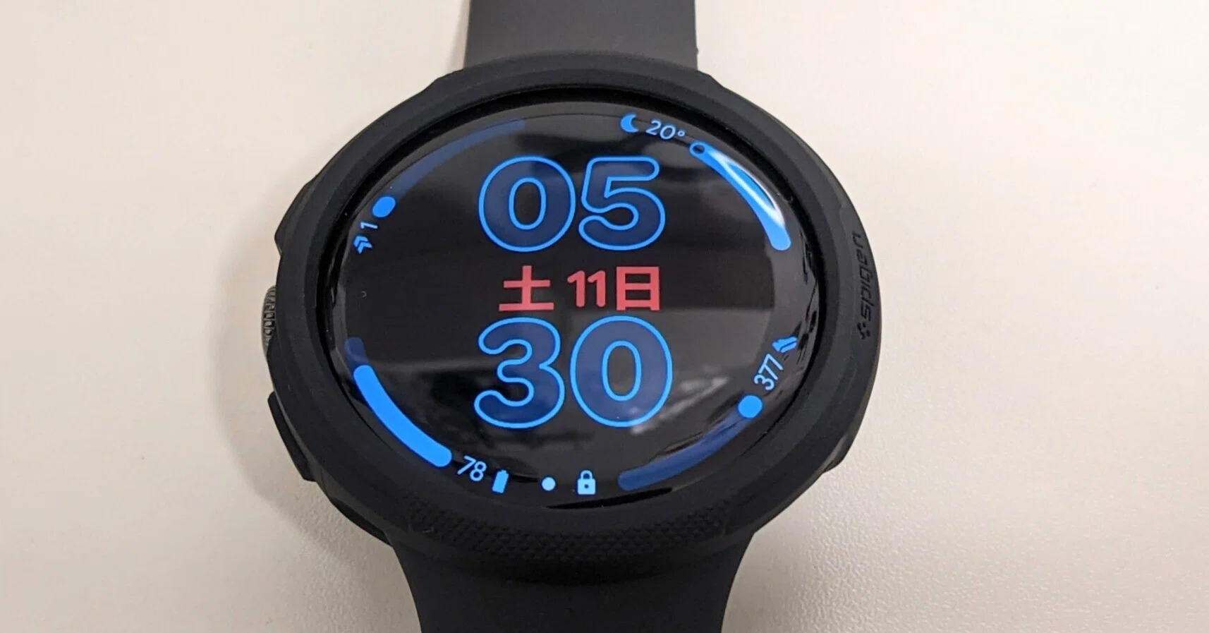 Pixel Watch4のSpigen Liquid Air(リキッド・エア)ケースは思ったより 