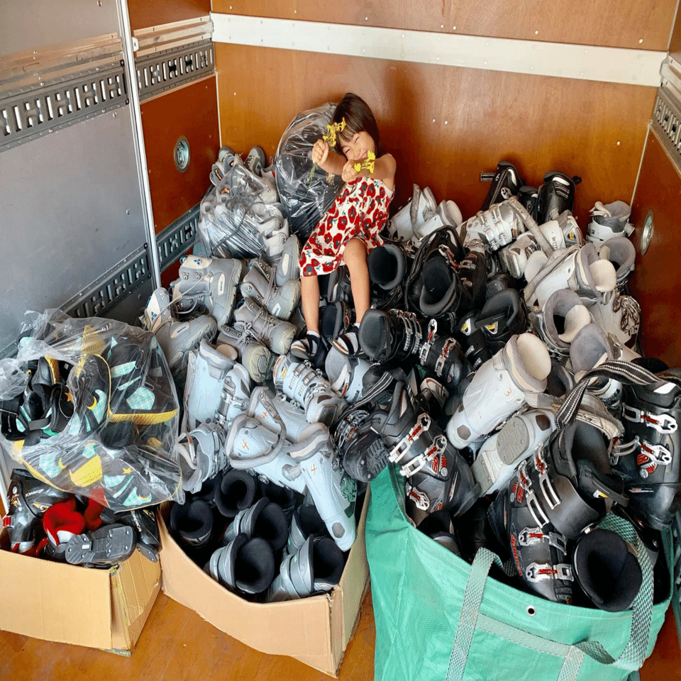 キスマイ 落下物 Kis-My-Ft2 SHOP