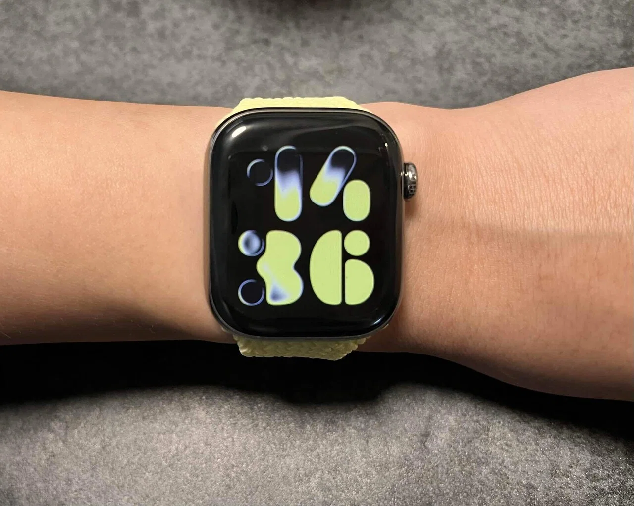 Apple Watch 純正ブレイデッドソロループ 40mm サイズ4 キャンセルしようとしたら既に会計を済まされていた件。 / Apple Watch