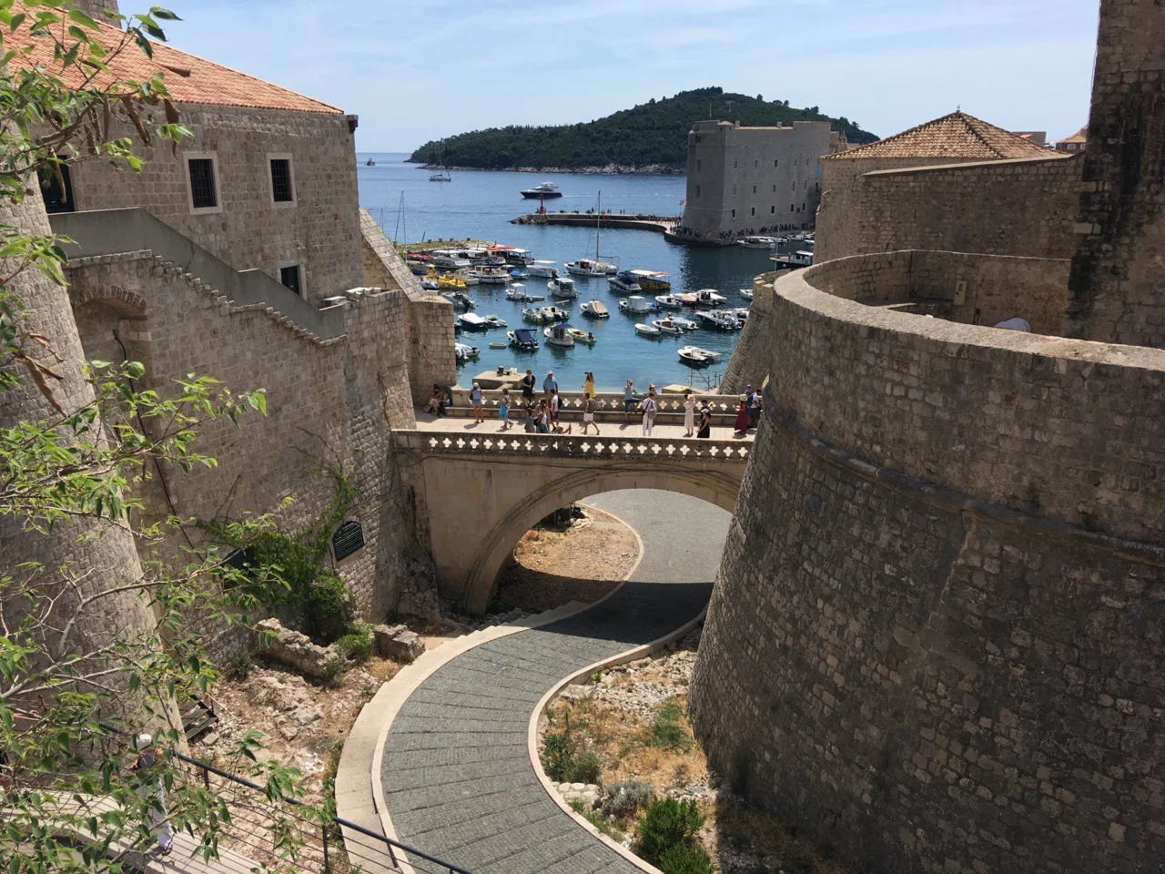 1人で海外旅行 【旅行記】🇭🇷7街歩き｜asa