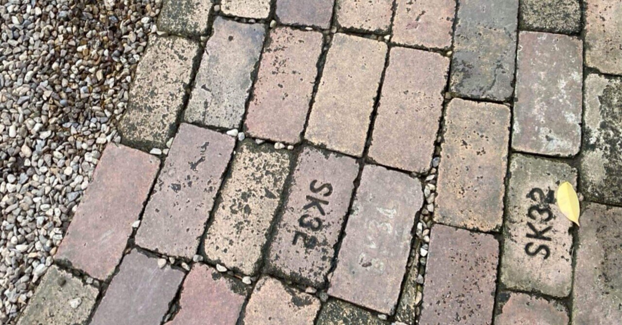 【裁断済】フランス語参考書65冊まとめ売り hqdefault.jpg