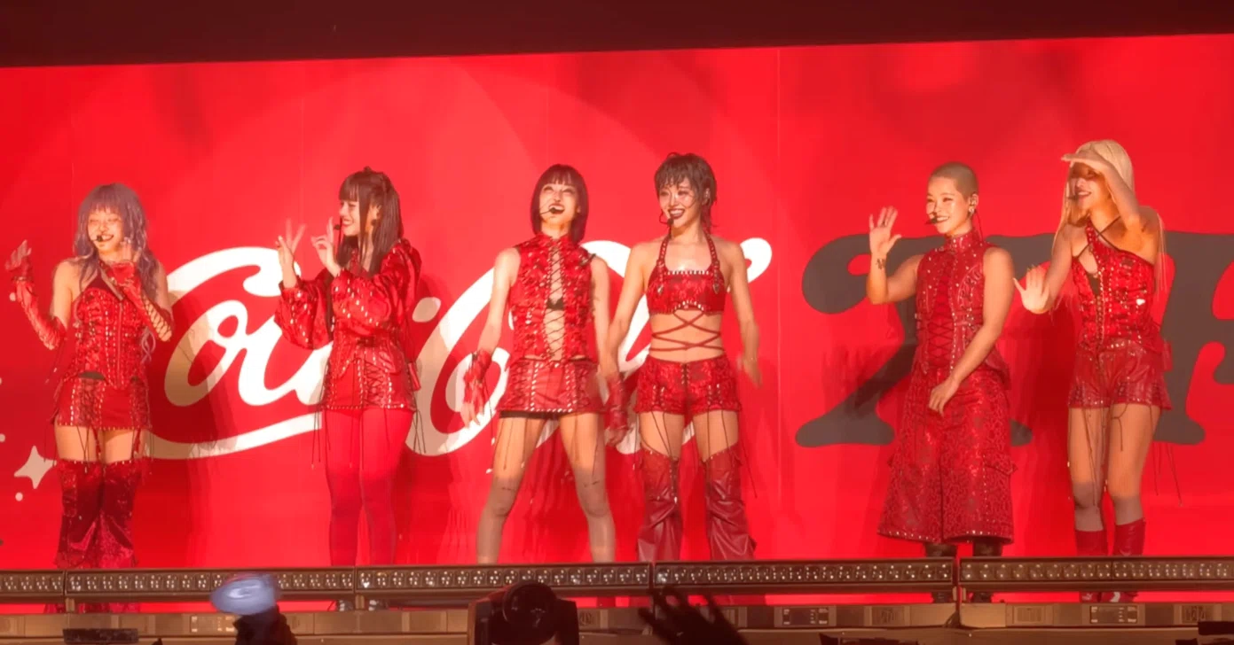 Coca-Cola X Fes 2025 ペンライト XG、＆TEAMら豪華アーティストが集結！『Coca-Cola X Fes 2025』の