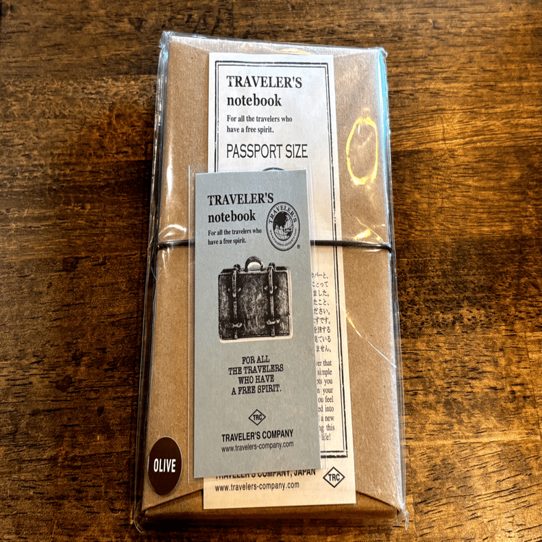 旅する心を捨てたトラベラーズノート｜“書かない手帳”を秋の夜長に