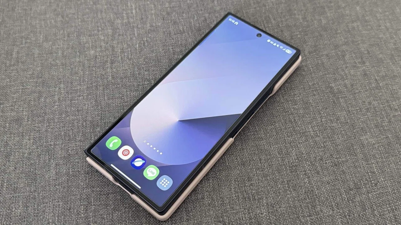 Galaxy Z Fold 6のヒンジ保護をやめてみた｜Lulu🐕