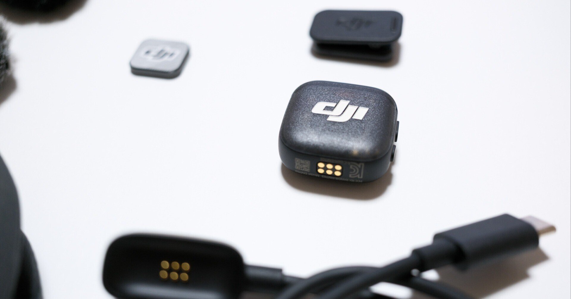 DJI Mic 3トランスミッター Amazon.com: DJI Mic 3 Transmitter, Wireless Mini Microphone for