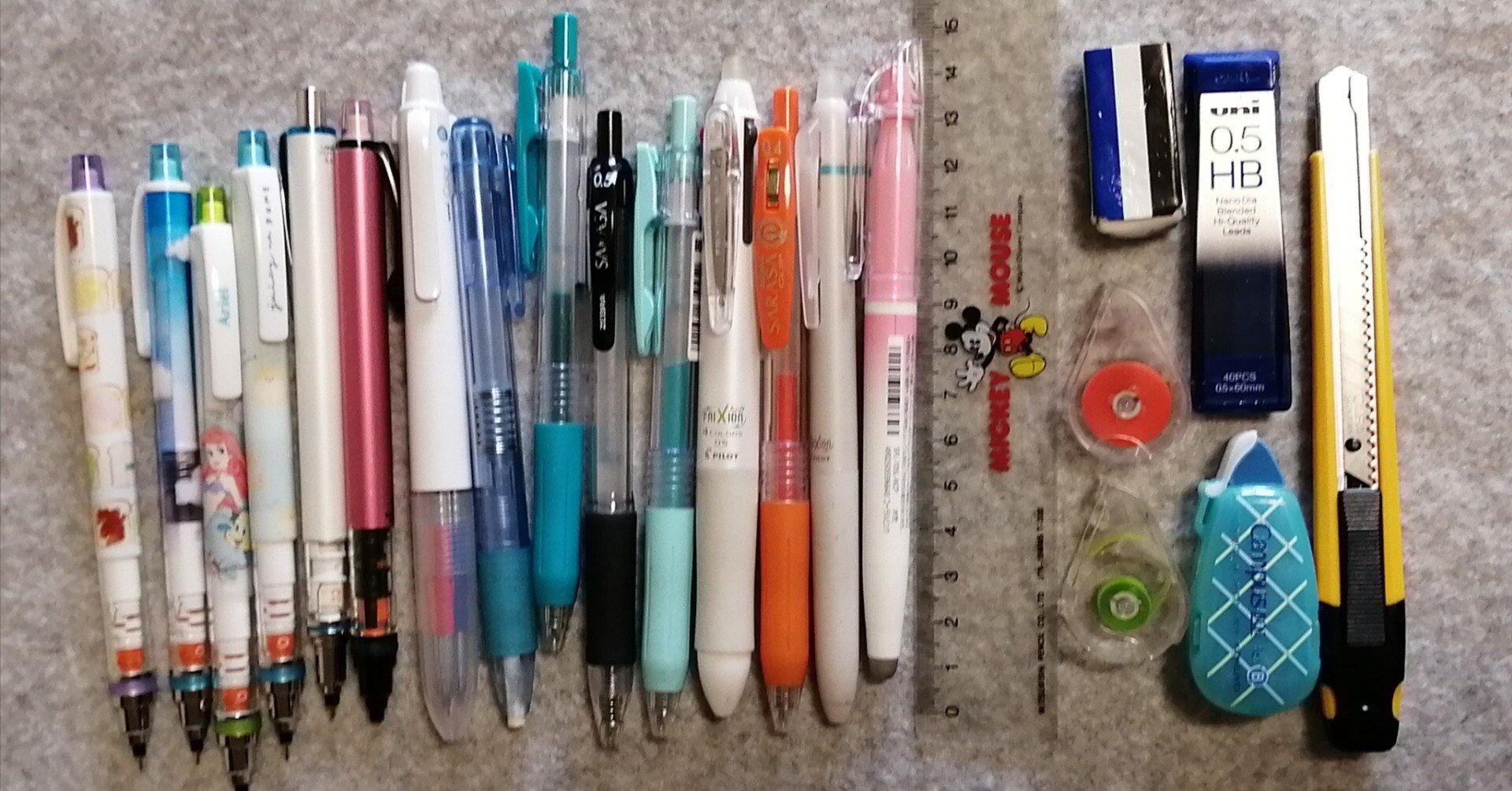 私の筆箱紹介 -カラーシャーペンが好き-｜鈴音