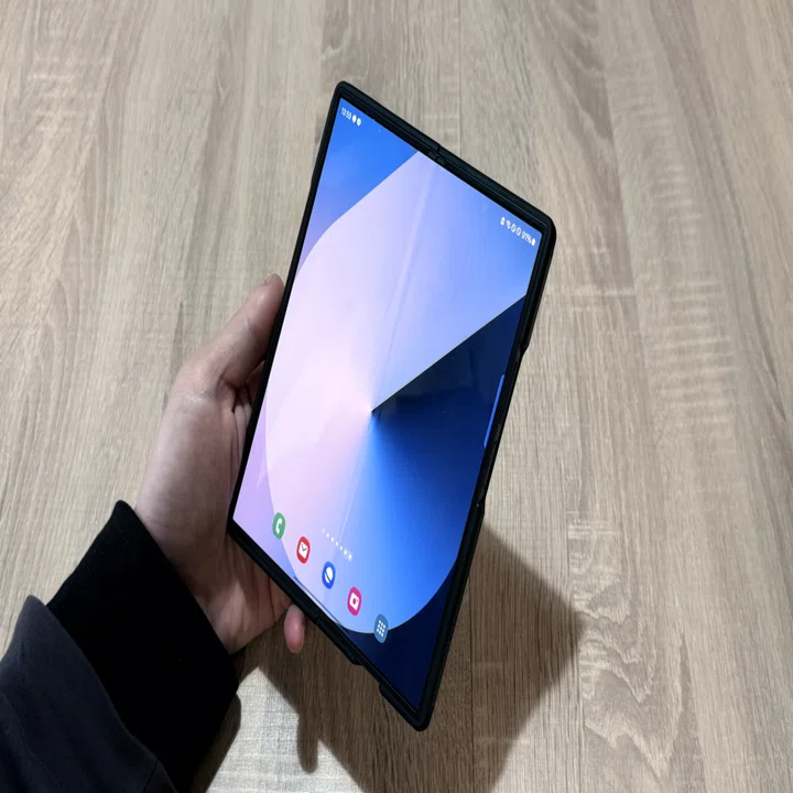 Galaxy Z Fold 6のヒンジ保護をやめてみた｜Lulu🐕