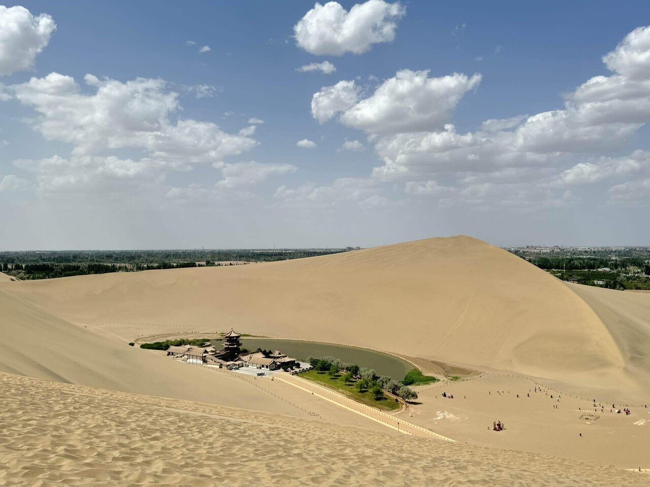 シルクロード敦煌の砂 敦煌鳴沙山と月牙泉観光ガイド～「セイナン・スカイ・敦煌」‐敦煌観光専門