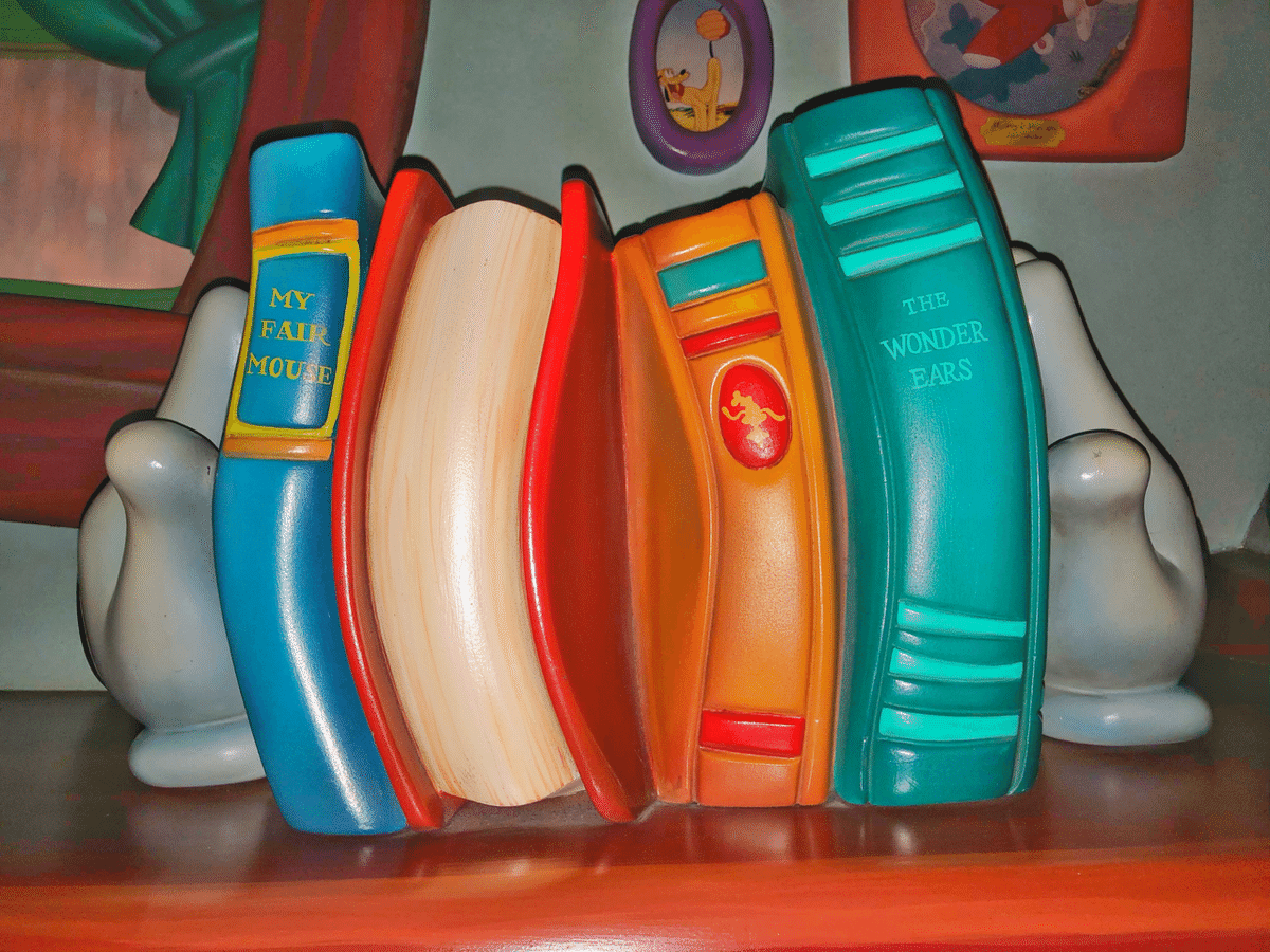 レア物」My Mickey Room ミッキーマウス 本棚