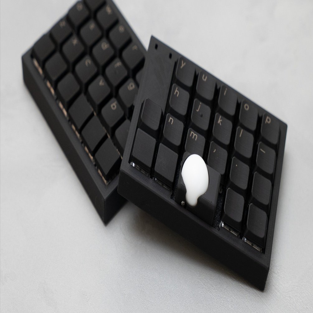 Pyuron ZMK 無線ダブルトラックボールキーボード Pyuron ZMK 無線ダブルトラックボールキーボード - メルカリ