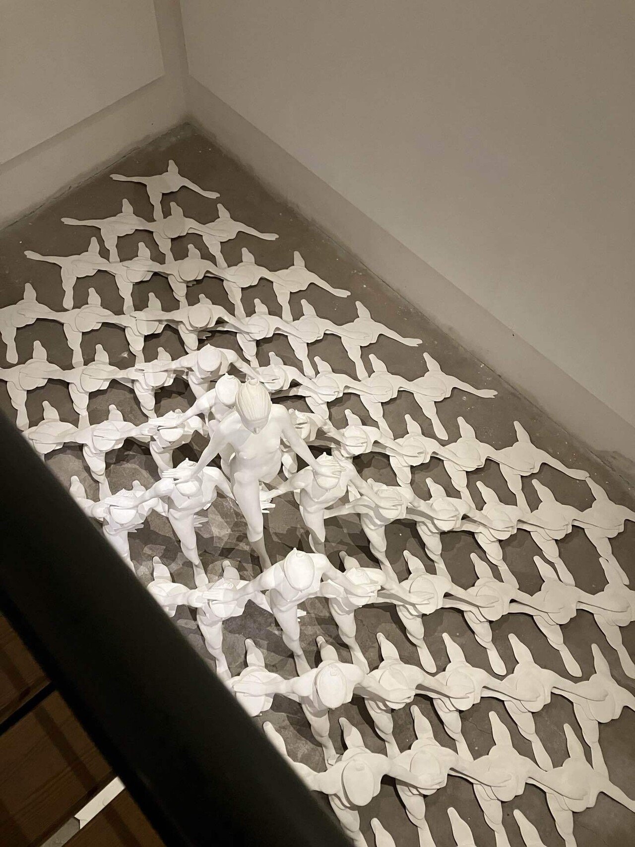 DAY11 チェコ チェスキークルムロフ まず高館に登れば】｜寺田とろび