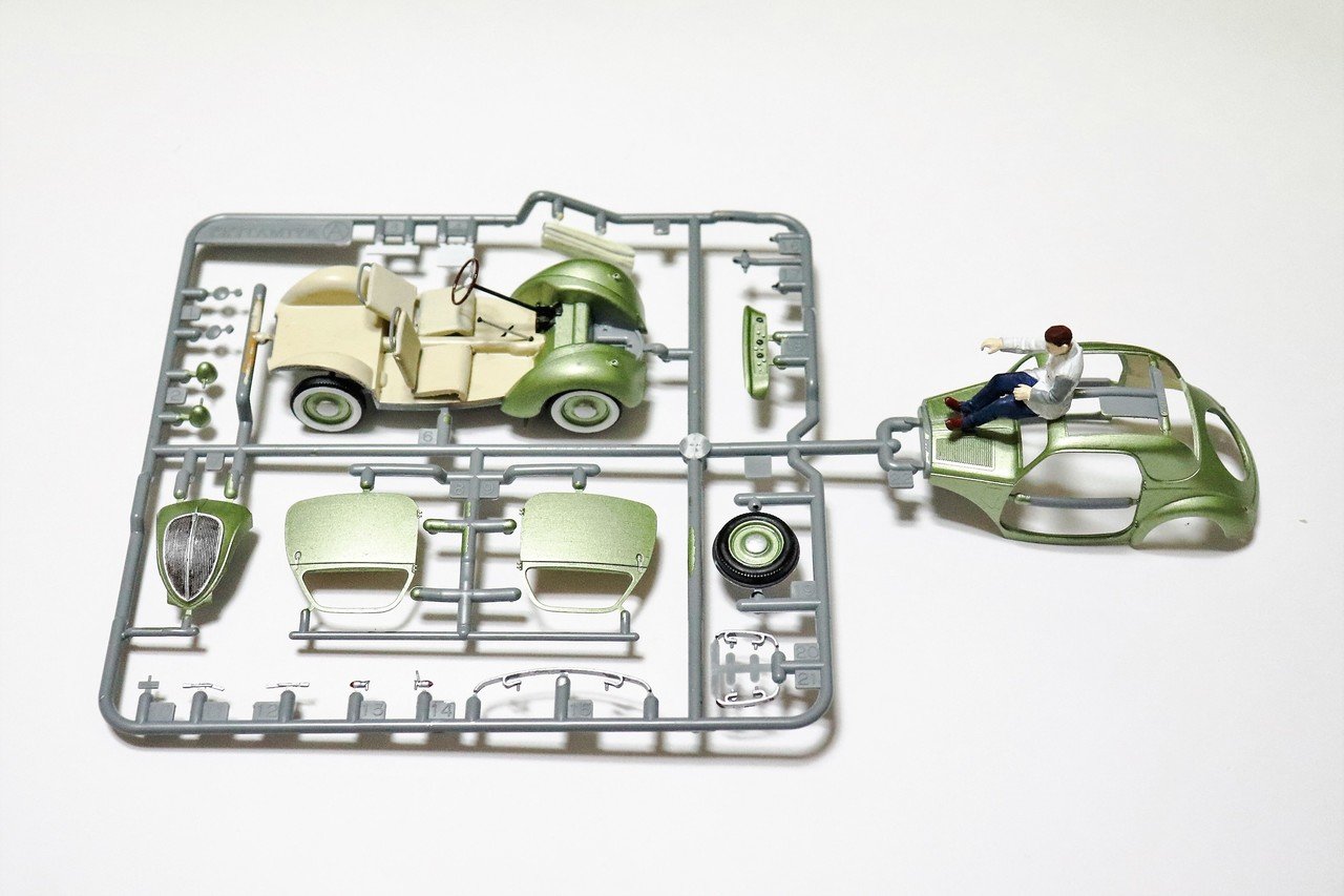 タミヤ SIMCA5 ジオラマ完成品